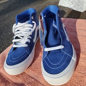 Sk8-Hi Pro True Blue Vans